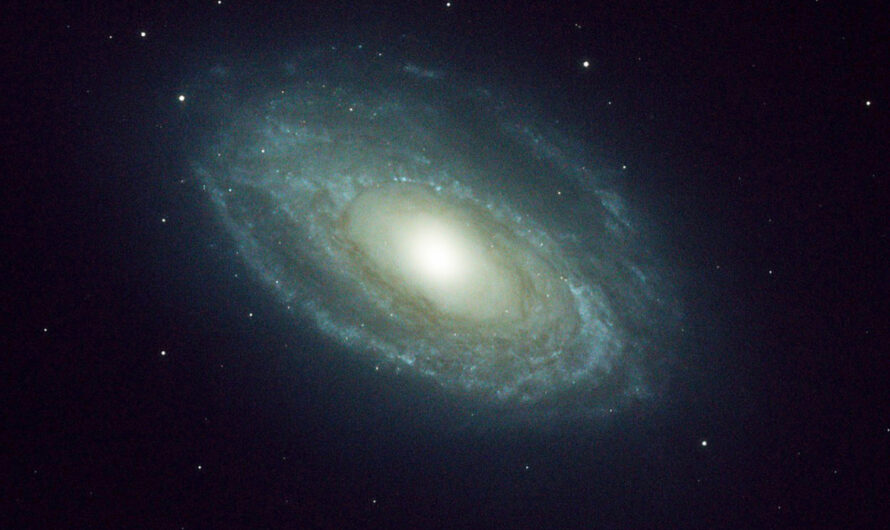 M 81 – Die Bodes Galaxie – Ein Sternenmeer zum Staunen
